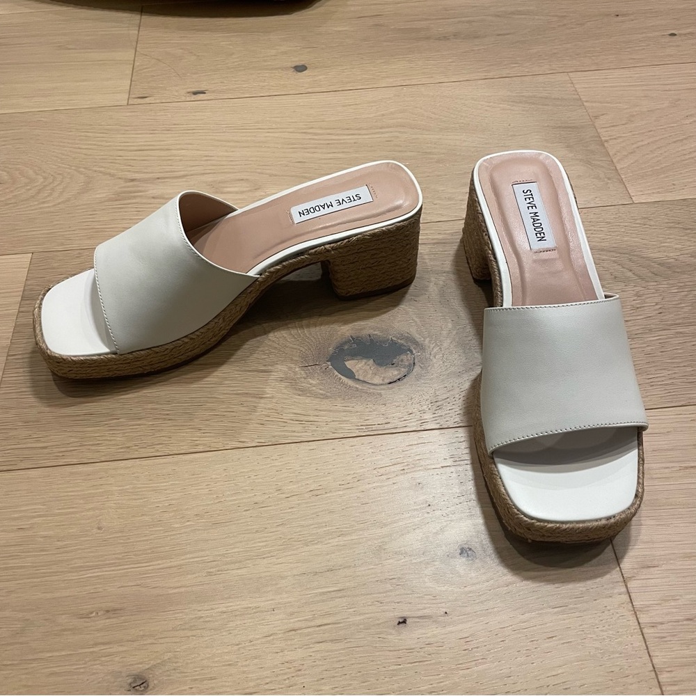 Steve Madden Off-White Platform Mules